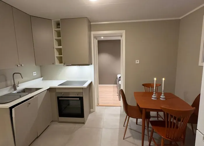 Lovely With Free Parking Apartamento Tromsø